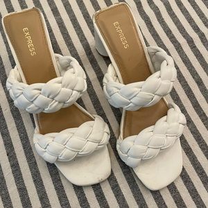 Express heels/sandals 🤍